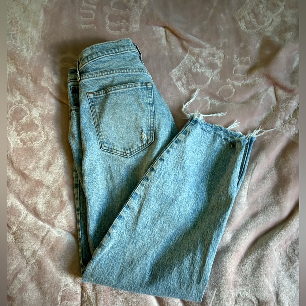 women’s baggy Mom  jeans